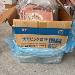 懐かしいピンク電話　　最終値引の画像