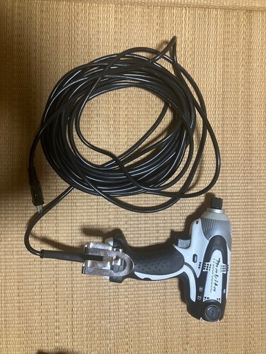マキタ　インパクトドライバー  ほぼ未使用品　DIY   (6955SPKW)