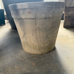 ①陶器鉢　プランタ　グレー