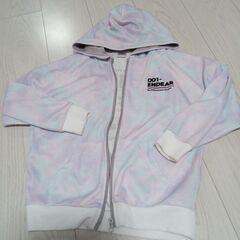 130cmのセットアップとパーカーの画像