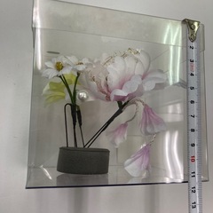 新品未使用　お好きな髪飾り1点500円でお譲りします。の画像