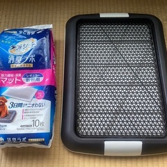 ペット用トイレとシートのセット

