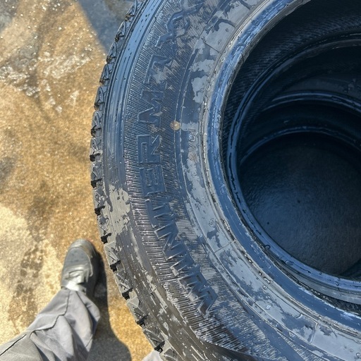 20年195/80r15ウインターマックス