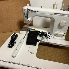 JUKI 職業用ミシン　TL30
の画像