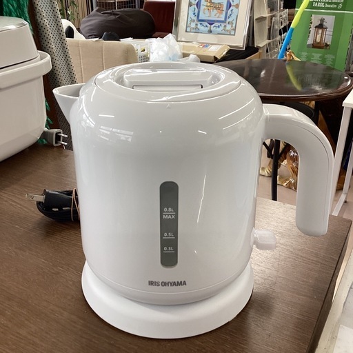 美原店　ケトル　2022年製　アイリスオーヤマ　IKEB-800-W 電気ポット