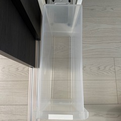隙間収納　4段チェストの画像
