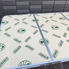 コールマン　四つ折りテーブルの画像