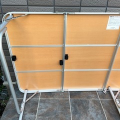 コールマン　四つ折りテーブルの画像