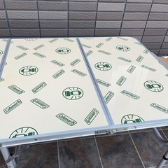 コールマン　四つ折りテーブルの画像