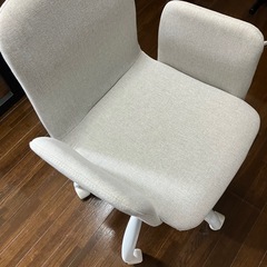 グレー 椅子