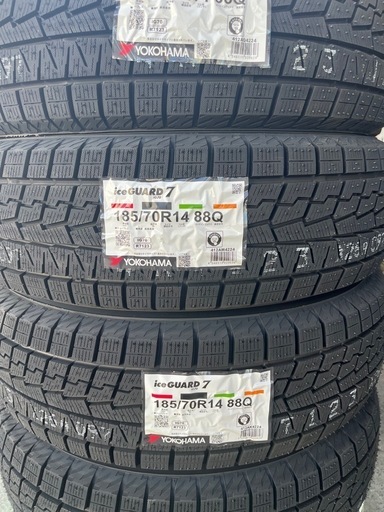 24年製！185/70R14ヨコハマタイヤスタッドレスタイヤiceGUARD7 iG70 消費税、作業代、廃タイヤ代全て込み59400円！