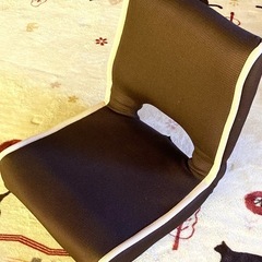 コンパクトな折り畳み座椅子 メッシュ