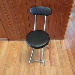 折りたたみ丸椅子　家具
