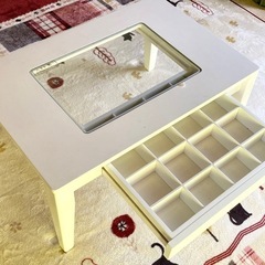 引出し付テーブル ガラス天板 コレクション収納の画像