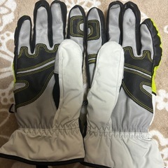 手袋【受け渡し予定者決定】の画像