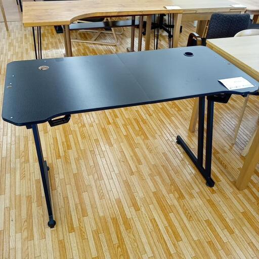 ★ジモティ割あり★ ゲーミングデスク　ブラック　クリーニング済　YJ4381