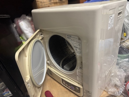 MITSUBISHI製 電気衣類乾燥機