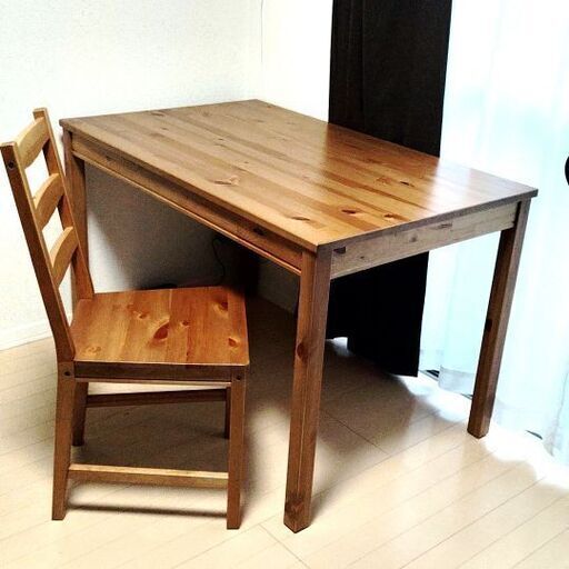 IKEA ダイニングテーブル