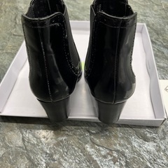 ショートブーツの画像