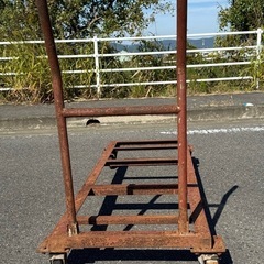 最終大幅値下げ　台車　4輪　運搬　鉄製の画像