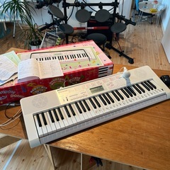 カシオ 電子ピアノ　キーボードの画像