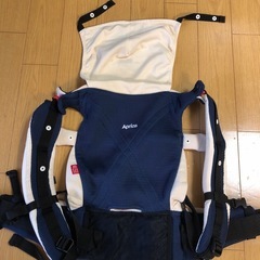 抱っこ紐　アップリカの画像
