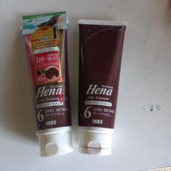 Hena カラートリートメントと除毛クリーム