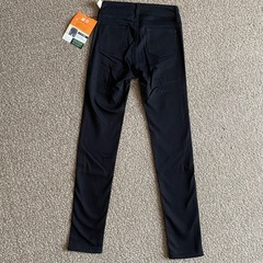 新品 スキニーパンツ 58の画像
