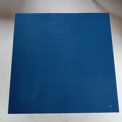 折りたたみテーブルの画像