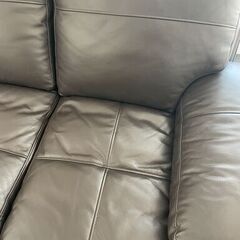 「美品」レザーソファ無料　お譲りします。時間限定「本日18時までor11月11日㈪or11月12日㈫」の画像