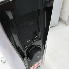 Delonghi ユニカルド オイルヒーター RHJ65L0712 ピュアホワイト＋ブラック 最大10畳 1200W 季節家電 デロンギ 苫小牧西店の画像