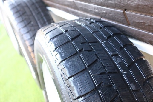 スタッドレス　YOKOHAMA 205/65R15 