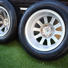 スタッドレス　YOKOHAMA 205/65R15 の画像