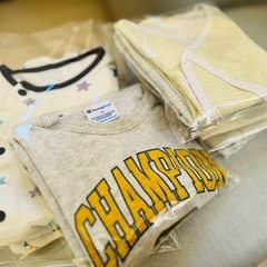 【無料】新生児服8点の画像