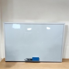 ［八3105］ホワイトボード　外形寸法　900X600㎜  厚さ...