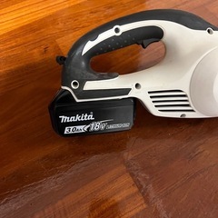 バッテリー付き　マキタ18V掃除機　CL180FDの画像