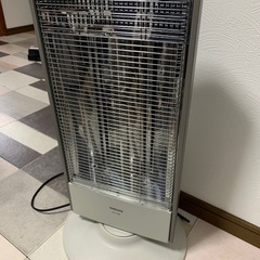 ヒーター（YAMAZEN DC-K09）