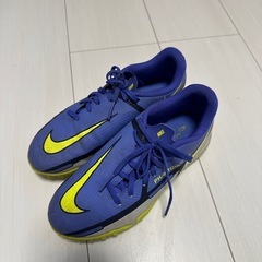 サッカーシューズ
