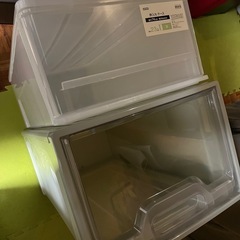 収納ボックス 奥行き74cm程度 高さ違い二つの画像