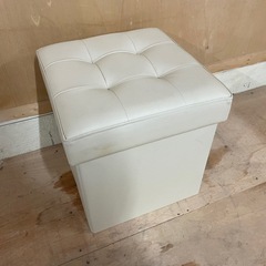 スツールチェア　イス　収納BOXオットマン