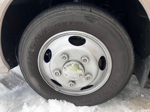 コースター　タイヤ　純正ホイール　215/70R17.5 112/110