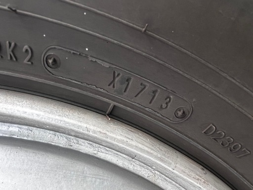 コースター　タイヤ　純正ホイール　215/70R17.5 112/110  