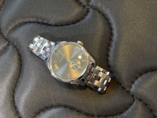 Hamiltonの腕時計、10,000下げます