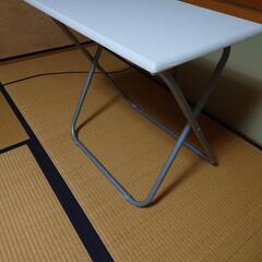 折り畳みテーブル　24日以降引き渡しの画像