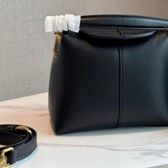 トッズ TOD’S ショルダーバッグ