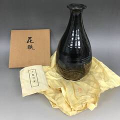 🌏🌏🌏木箱 花瓶 まとめて5点 花器 焼き物 在銘 フラワーベース 陶器 陶磁器 華道具 茶道具 花入 花生 真鍮 鋳造 昭山/千亀利/忠芳/他■🌏🌏🌏の画像