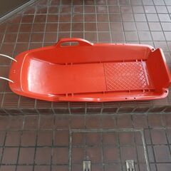 差し上げます　雪そり　子供用