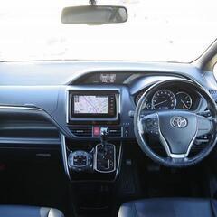 【自社ローン】エスクァイア 2.0Gi 8人乗り　両側電動スライドドア/シートヒーター/クルコンの画像