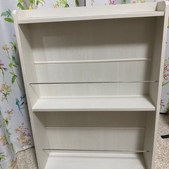白い本棚