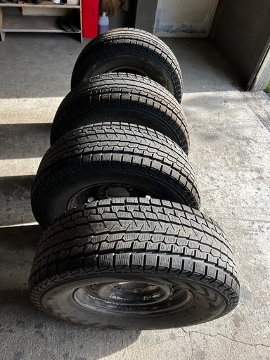 ありがとうございました　転売OK　2021年製　スタッドレス　ヨコハマタイヤ　アイスガード　4本セット　265 70 16 タイヤのみ　ランクル70などに！